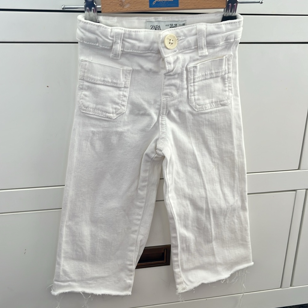 Zara and gap toddler girls 9 to 12 months jeans, white and pink